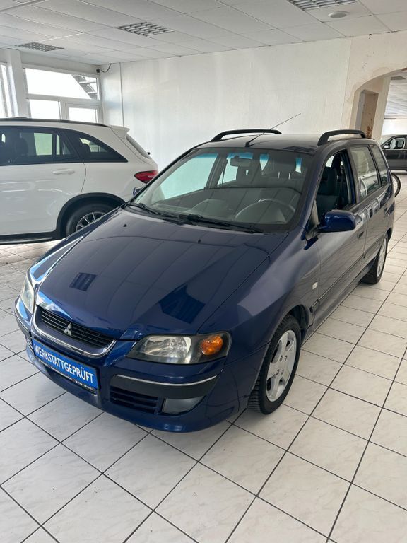 Violet Gebraucht 2004 Mitsubishi Space Star Van / Kleinbus | 2.350 € (Teuer) - Bild 1/4