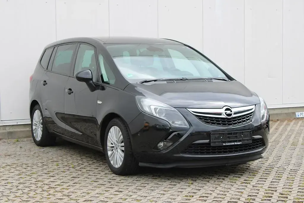 Gebraucht Opel Zafira Tourer Edition 140 PS (102 kW) 2016 Schwarz Van / Kleinbus