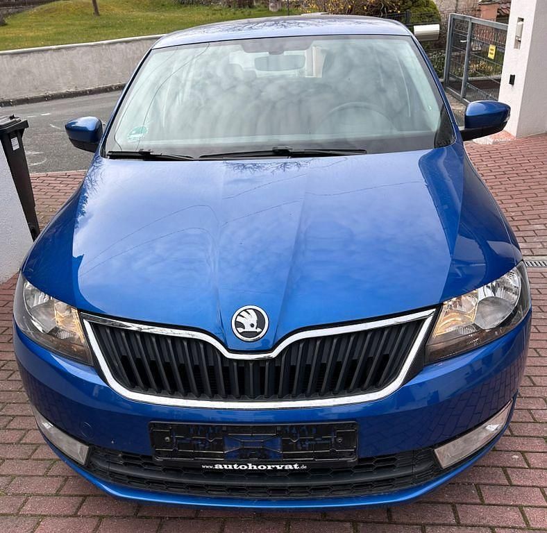 Gebraucht Skoda Rapid Active 90 PS (66 kW) 2016 Blau Kleinwagen