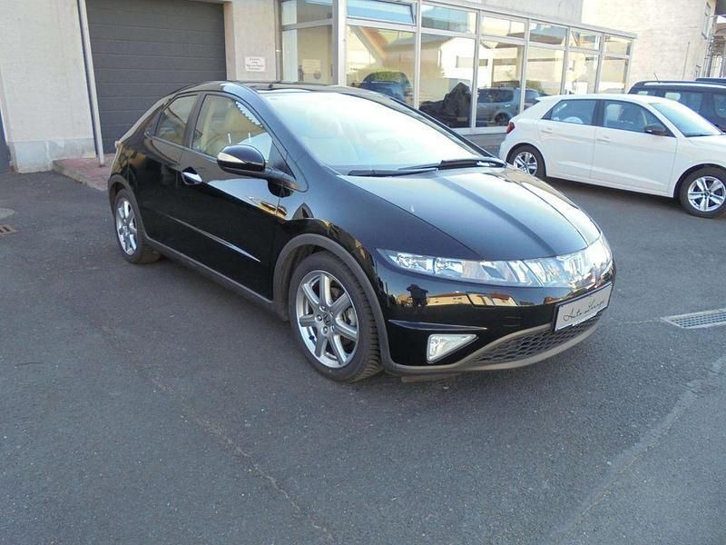 Schwarz Gebraucht 2007 Honda Civic Executive Limousine | 9.990 € - Bild 1/4