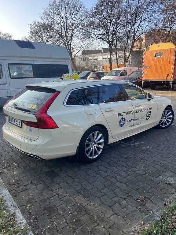 Gebraucht Volvo V90 190 PS (139 kW) 2020 Schwarz Kombi