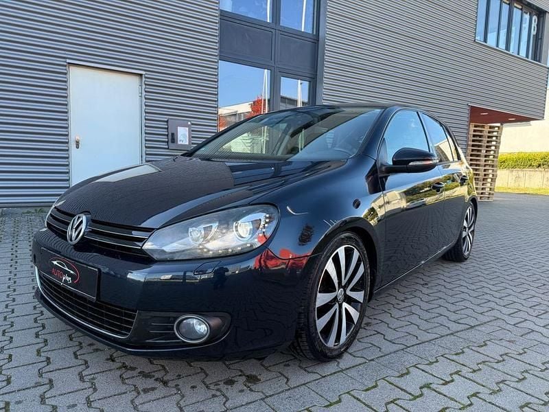 Schwarz Gebraucht 2011 VW Golf VI Style Limousine | 5.699 € (Fairer Preis) - Bild 1/4