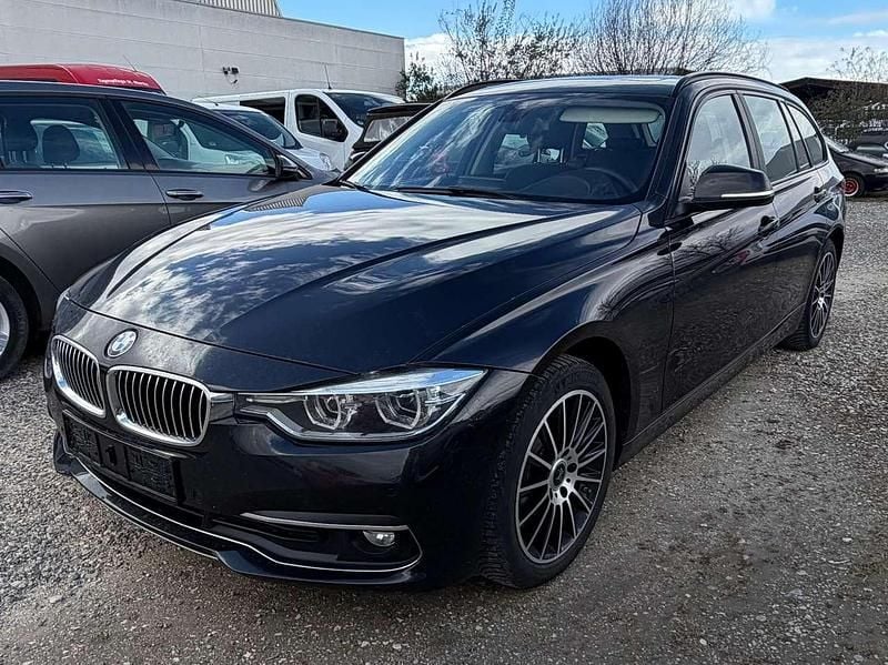 Gebraucht BMW 320 190 PS (139 kW) 2016 Schwarz Kombi