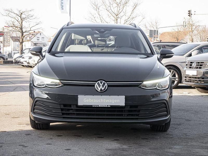 Gebraucht VW Golf VIII Life 150 PS (110 kW) 2022 Grau Kombi