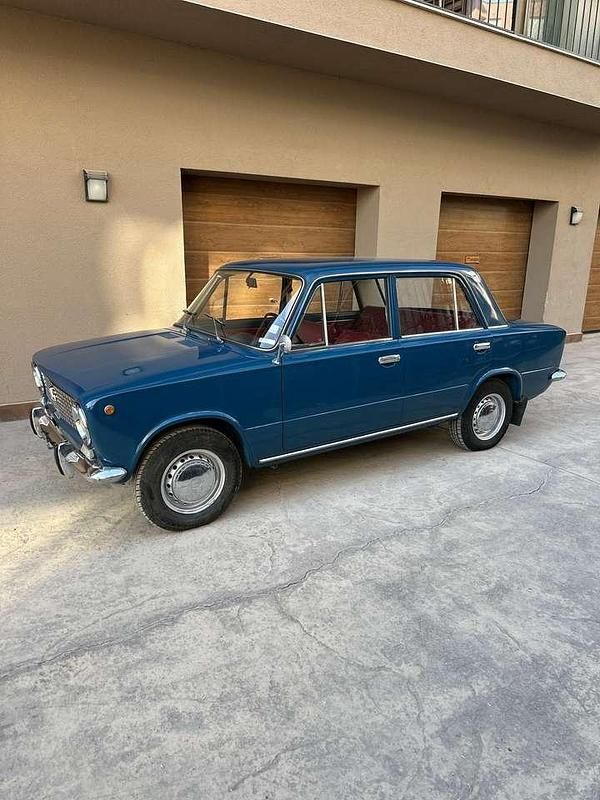 Second-hand Lada 2101 68 CP (50 kW) 1973 Berlinǎ