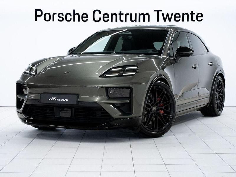 Grün Neu 2025 Porsche Macan Turbo SUV | 144.900 € (Fairer Preis) - Bild 1/4
