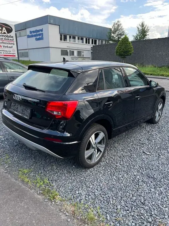 Gebraucht Audi Q2 Design 150 PS (110 kW) 2019 Schwarz SUV