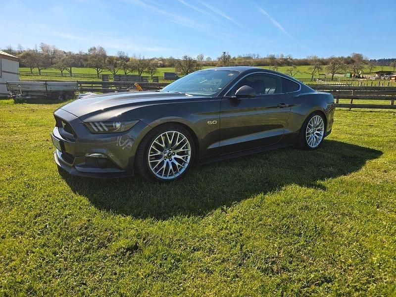 Gebraucht Ford Mustang GT 421 PS (309 kW) 2017 Grau Coupé