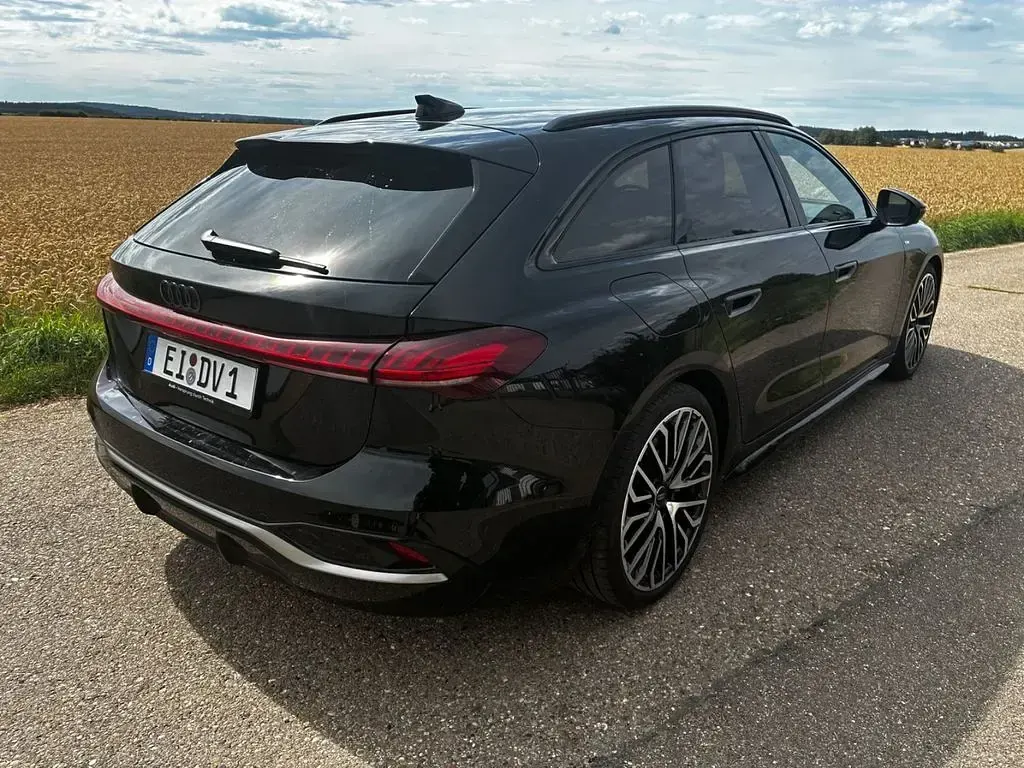 Gebraucht Audi A5 Edition .1 204 PS (150 kW) 2025 Schwarz Limousine