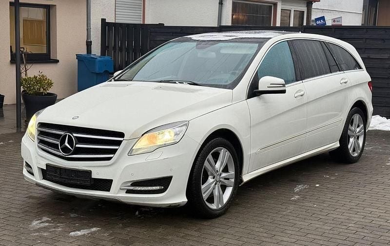 Weiß Gebraucht 2011 Mercedes 350 Limousine | 6.900 € (Superpreis) - Bild 1/4