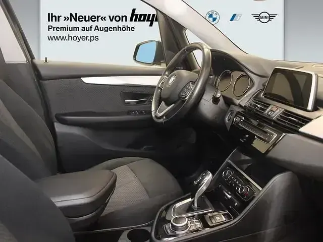 Używany BMW 220 Active Tourer Performance 192 KM (141 kW) 2018 Niebieski Minivan
