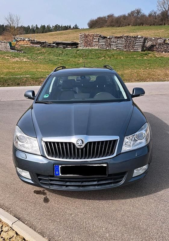 Gebraucht Skoda Octavia 160 PS (117 kW) 2008 Blau Kombi