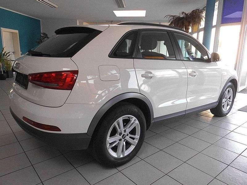Gebraucht Audi Q3 S-Line 170 PS (125 kW) 2012 Amalfiweiss (metallic) SUV