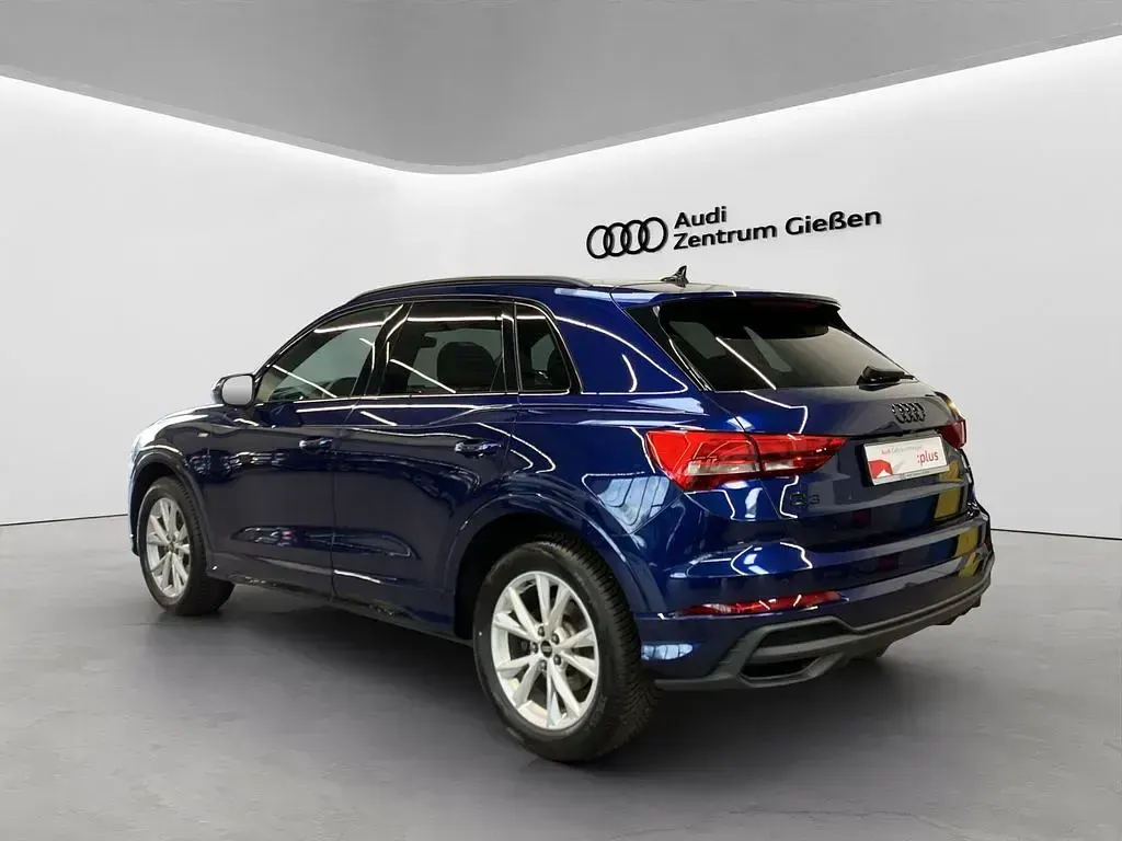 Gebraucht Audi Q3 S-Line 150 PS (110 kW) 2025 Navarrablau metallic SUV