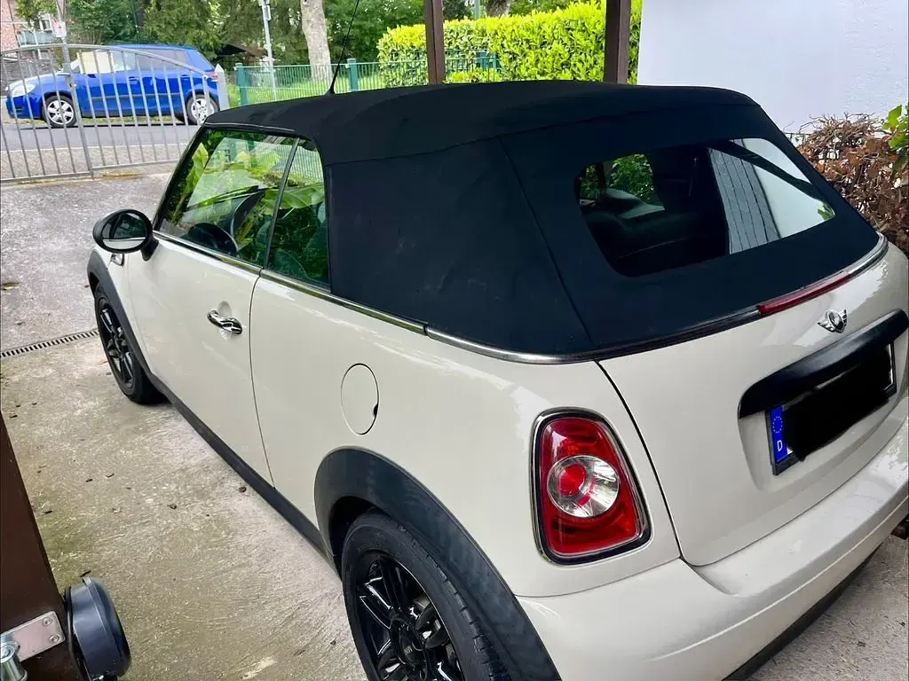 Gebraucht Mini One Cabriolet 98 PS (72 kW) 2013 Weiß Cabrio
