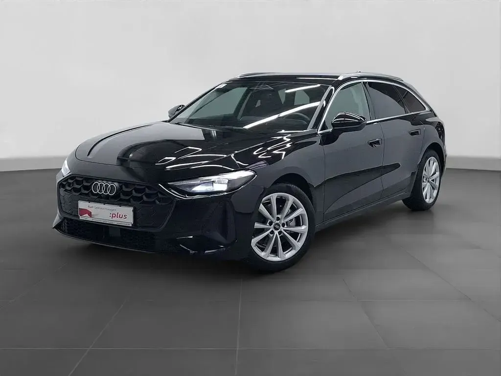 Gebraucht Audi A5 Sport 150 PS (110 kW) 2025 Schwarz Kombi