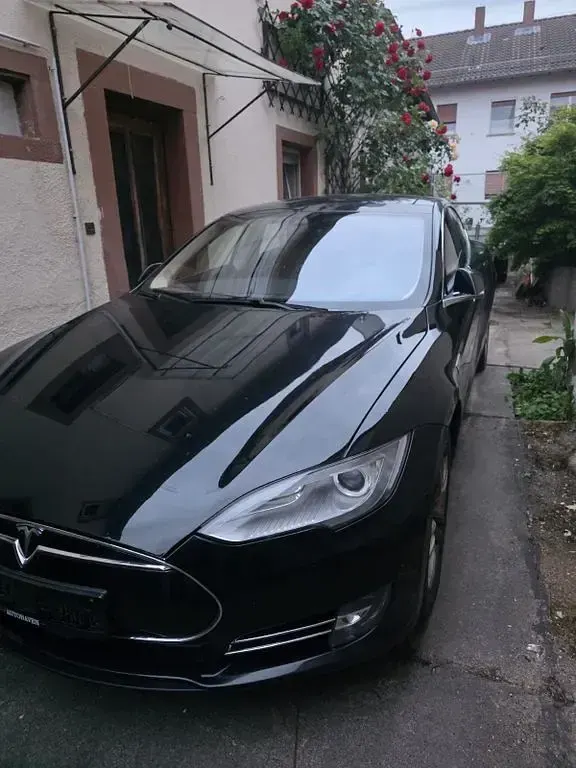 Brugt Tesla Model S 314 kW (428 HK) 2015 Sort Hatchback
