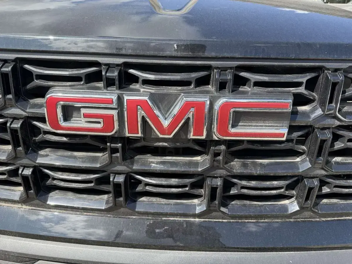 Neu GMC Canyon 427 PS (314 kW) 2026 Schwarz Pickup