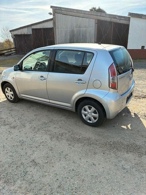 Gebraucht Subaru Justy Active 69 PS (50 kW) 2009 Silber Kleinwagen