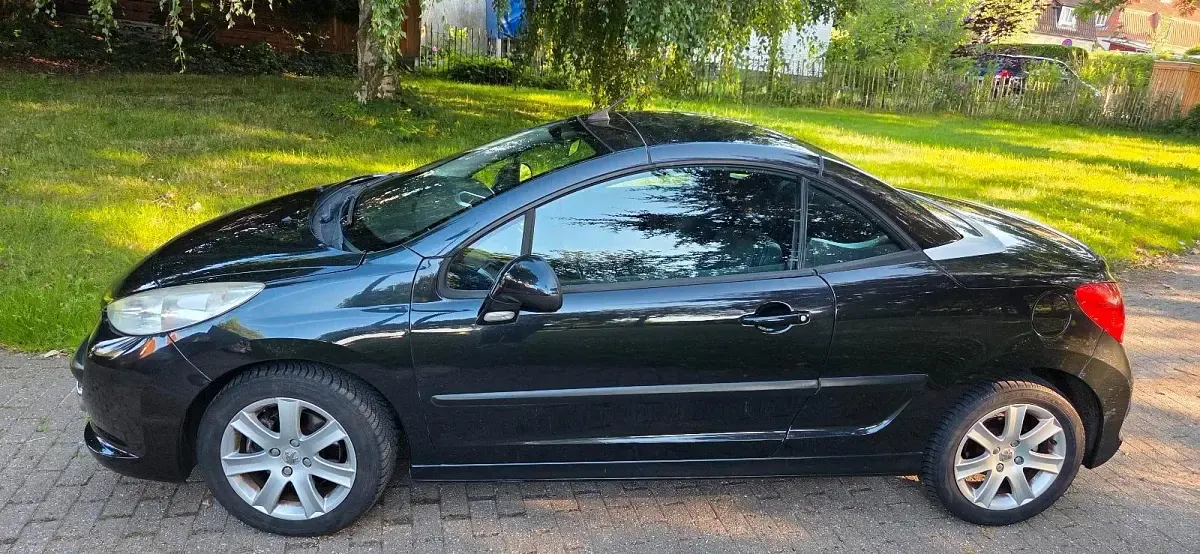 Gebraucht Peugeot 207 CC 120 PS (88 kW) 2009 Schwarz Cabrio