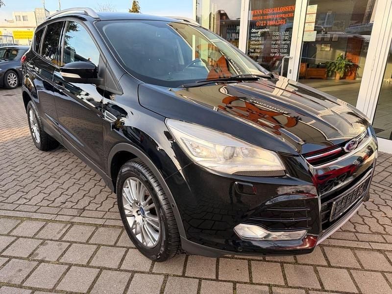 Gebraucht Ford Kuga Titanium 150 PS (110 kW) 2013 Schwarz SUV