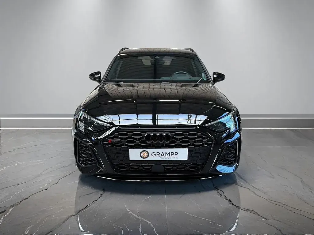 Gebraucht Audi RS3 Ambiente 400 PS (294 kW) 2023 Schwarz Limousine
