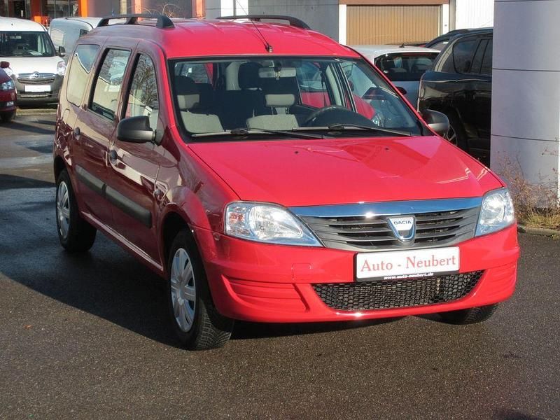 Rot Gebraucht 2010 Dacia Logan MCV Ambiance Kombi | 5.350 € (Teuer) - Bild 1/4