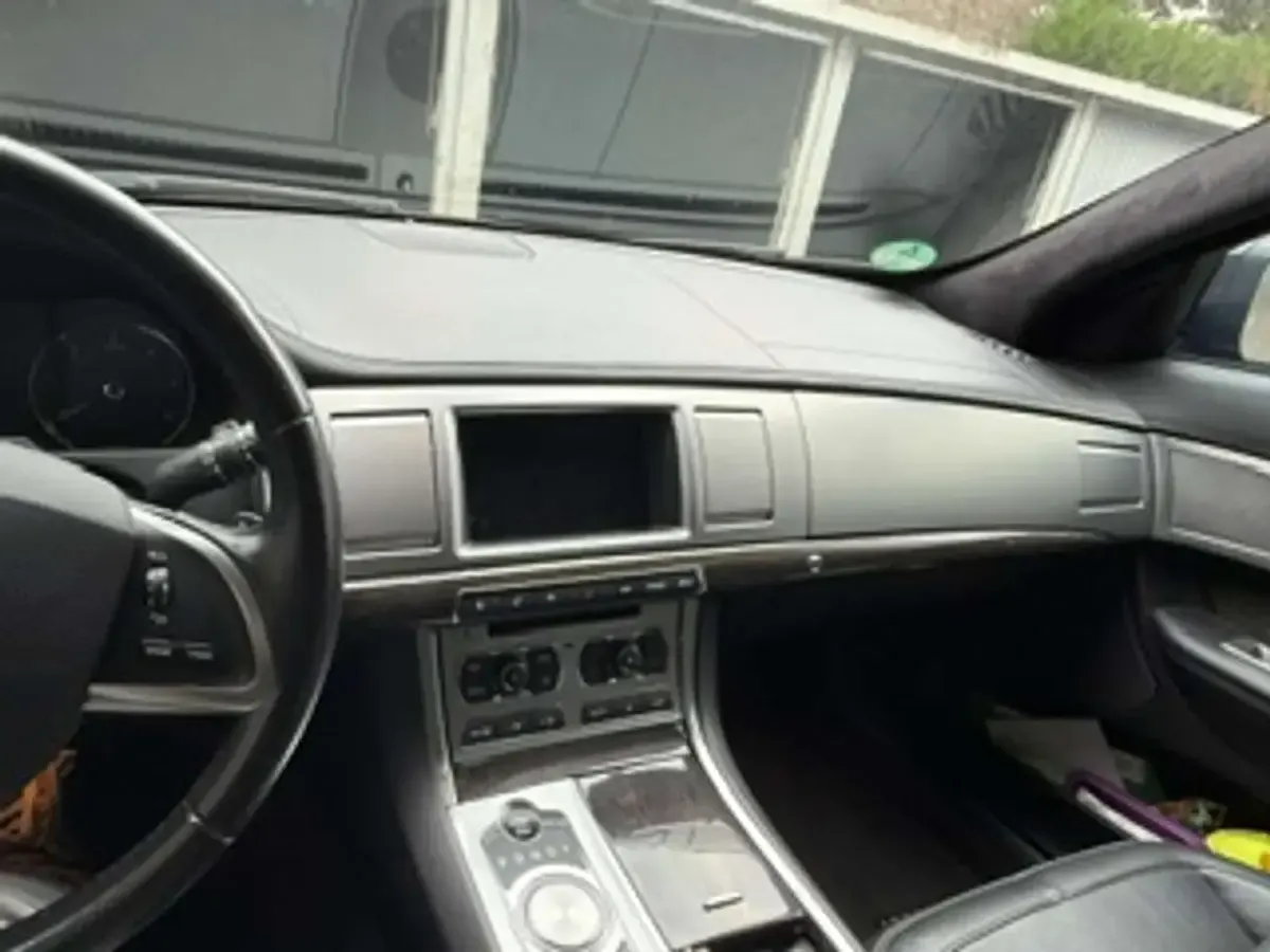 Gebraucht Jaguar XF Sportbrake 200 PS (147 kW) 2014 Schwarz Kombi