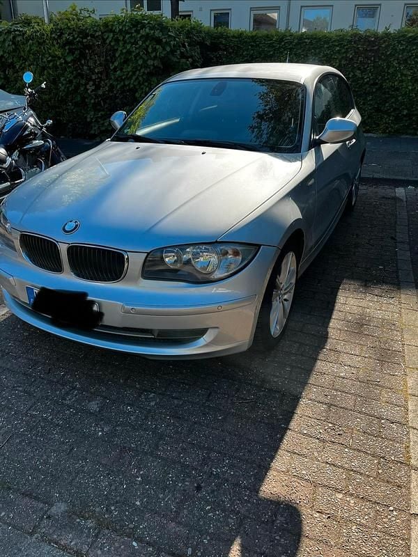 Gebraucht BMW 118 Coupé 143 PS (105 kW) 2012 Silber Coupé