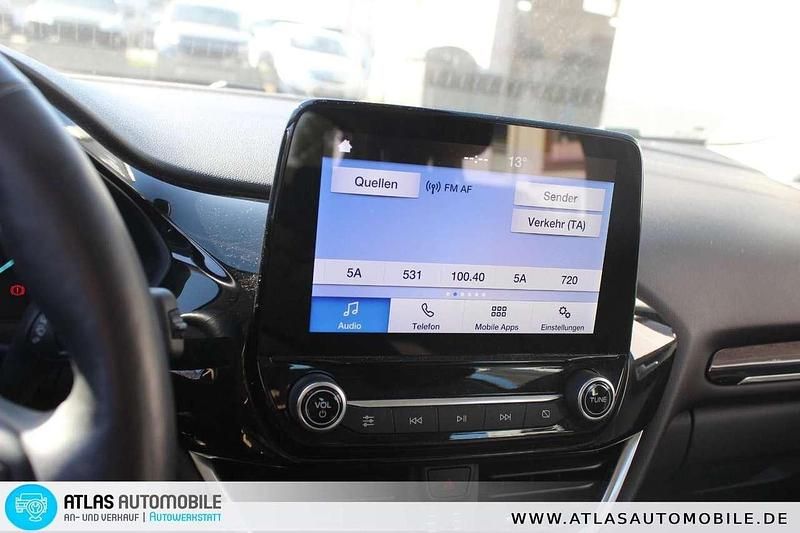 Gebraucht Ford Puma Cool & Connect 95 PS (69 kW) 2022 Blazerblau SUV