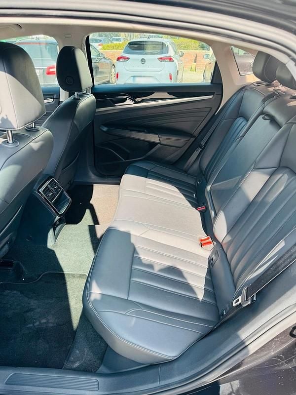 Gebraucht VW Passat 156 PS (114 kW) 2023 Schwarz Kombi