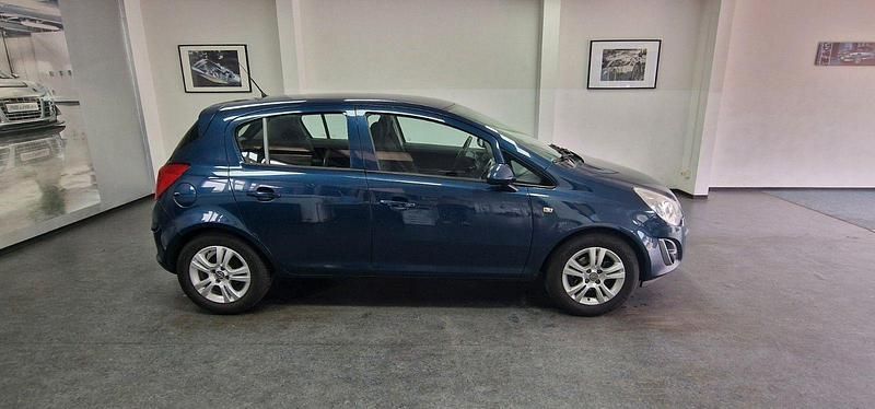 Grau Gebraucht 2013 Opel Corsa Kleinwagen | 2.990 € (Guter Preis) - Bild 1/4