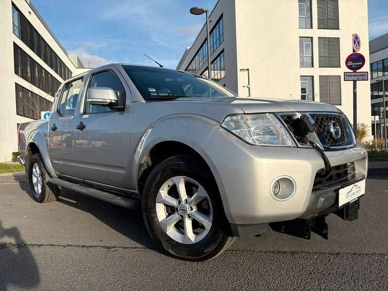 Gebraucht Nissan Navara SE 190 PS (139 kW) 2015 Silber Abholung