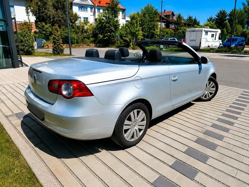 Gebraucht VW Eos Individual 150 PS (110 kW) 2007 Silber Cabrio