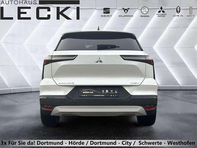 Neu Mitsubishi Grandis Edition 158 PS (116 kW) 2026 Qnc (himalayaweiß) SUV