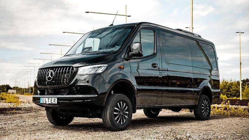 Gebraucht Mercedes Sprinter 190 PS (139 kW) 2025 Schwarz Van