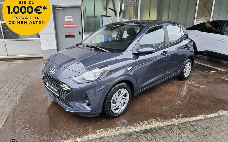 Gebraucht Hyundai i10 Trend 63 PS (46 kW) 2025 Grau Kleinwagen