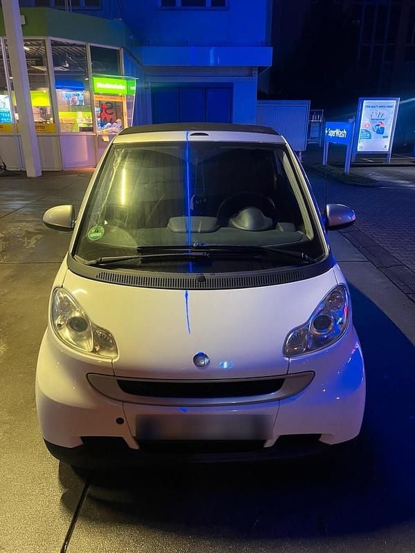 Weiß Gebraucht 2009 Smart ForTwo Cabrio Cabrio | 4.350 € (Guter Preis) - Bild 1/4