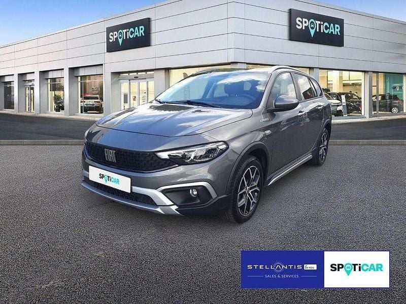 Grau Gebraucht 2023 Fiat Tipo Red Limousine | 18.590 € (Fairer Preis) - Bild 1/4
