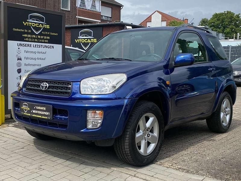 Blau Gebraucht 2001 Toyota RAV4 SUV | 9.450 € - Bild 1/3