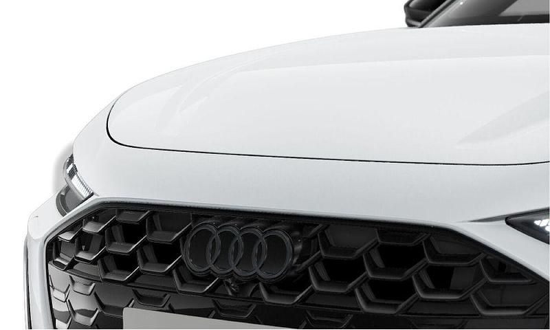 Gebraucht Audi A5 S-Line 204 PS (150 kW) 2025 Weiß Kombi