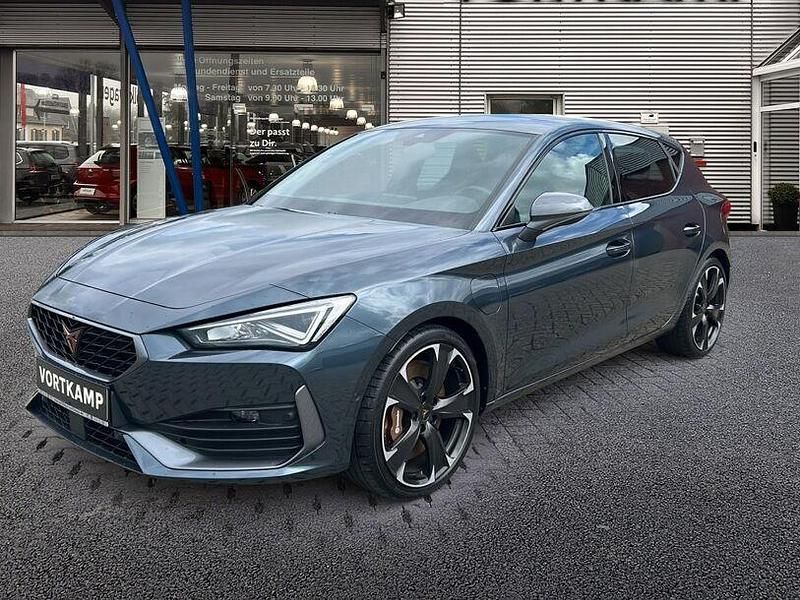 Magnetic tech (metallic) Gebraucht 2022 Cupra Leon VZ Limousine | 25.480 € (Fairer Preis) - Bild 1/4