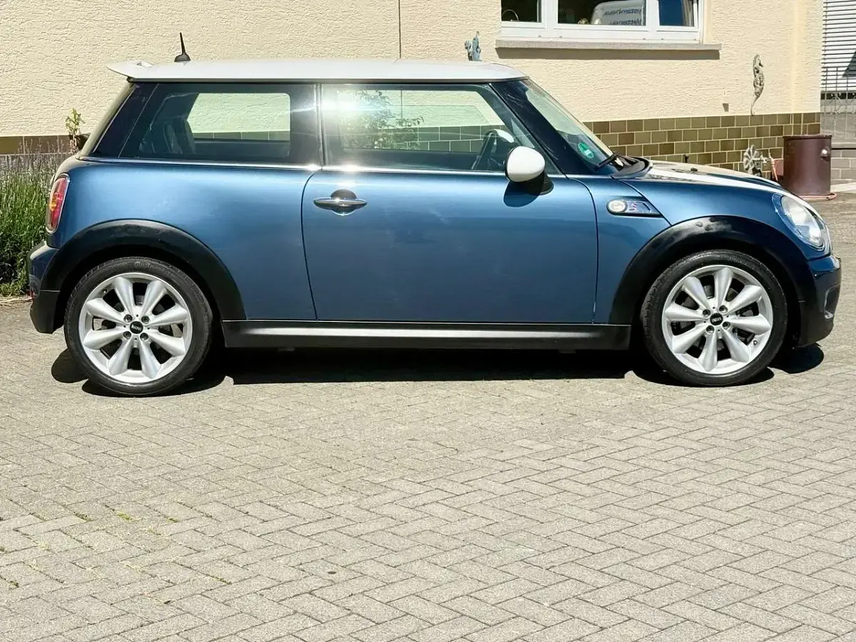 Gebraucht Mini Cooper S 184 PS (135 kW) 2010 Horizon blue metallic Kleinwagen