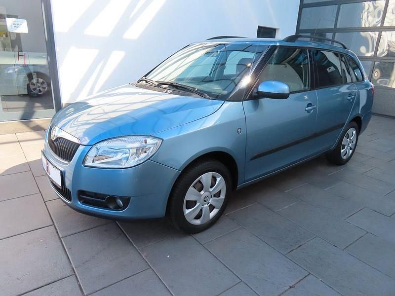 Grau Gebraucht 2008 Skoda Fabia Ambiente Kombi | 2.885 € (Fairer Preis) - Bild 1/4
