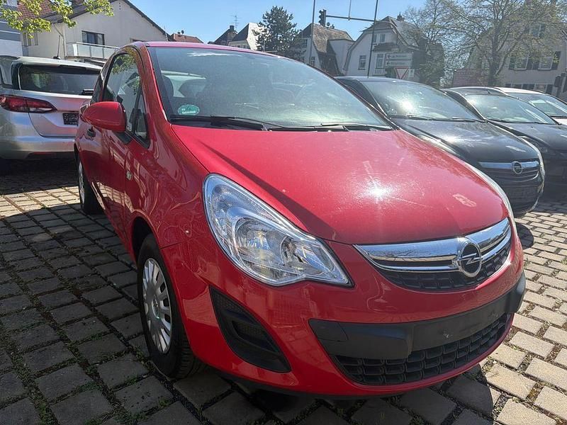 Gebraucht Opel Corsa Selection 69 PS (50 kW) 2011 Rot Kleinwagen