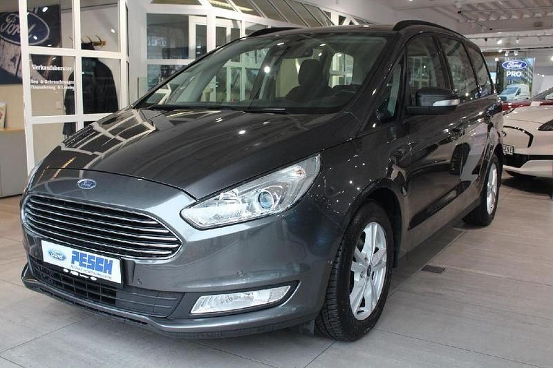 Grau Gebraucht 2019 Ford Galaxy Business Edition Van / Kleinbus | 20.750 € (Teuer) - Bild 1/4