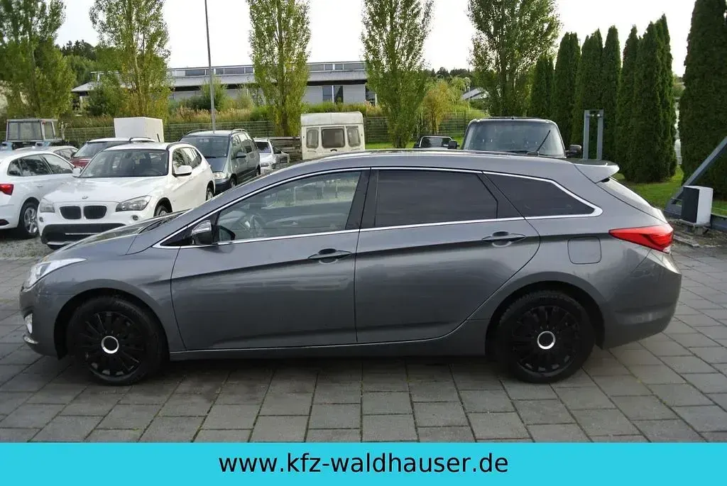 Gebraucht Hyundai i40 Edition 136 PS (100 kW) 2014 Silber Kombi