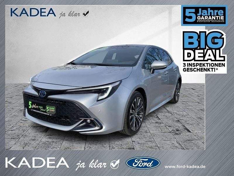 Gebraucht Toyota Corolla Team 140 PS (102 kW) 2024 Silver metallic Limousine