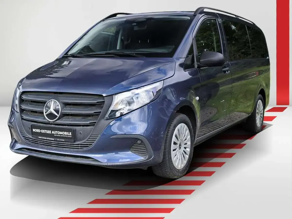 Gebraucht Mercedes Vito 163 PS (119 kW) 2024 Sodalithblau met. Van