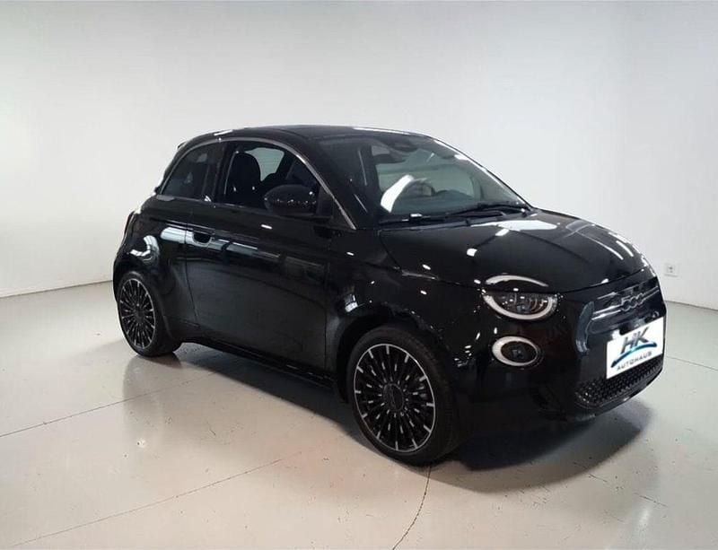Gebraucht Fiat 500e Icon 86 kW (118 PS) 2025 Schwarz Limousine